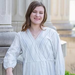 Meet your Posher, Hali